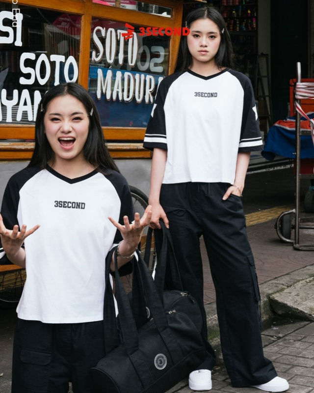 outfit kalcer wanita